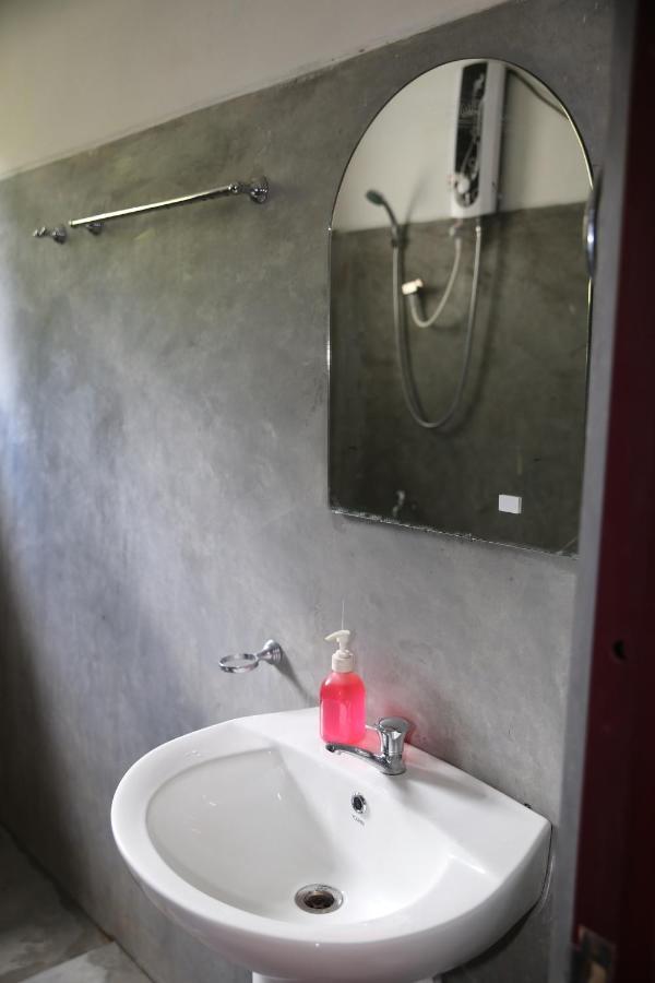 Super Spot Guest House Ella Esterno foto