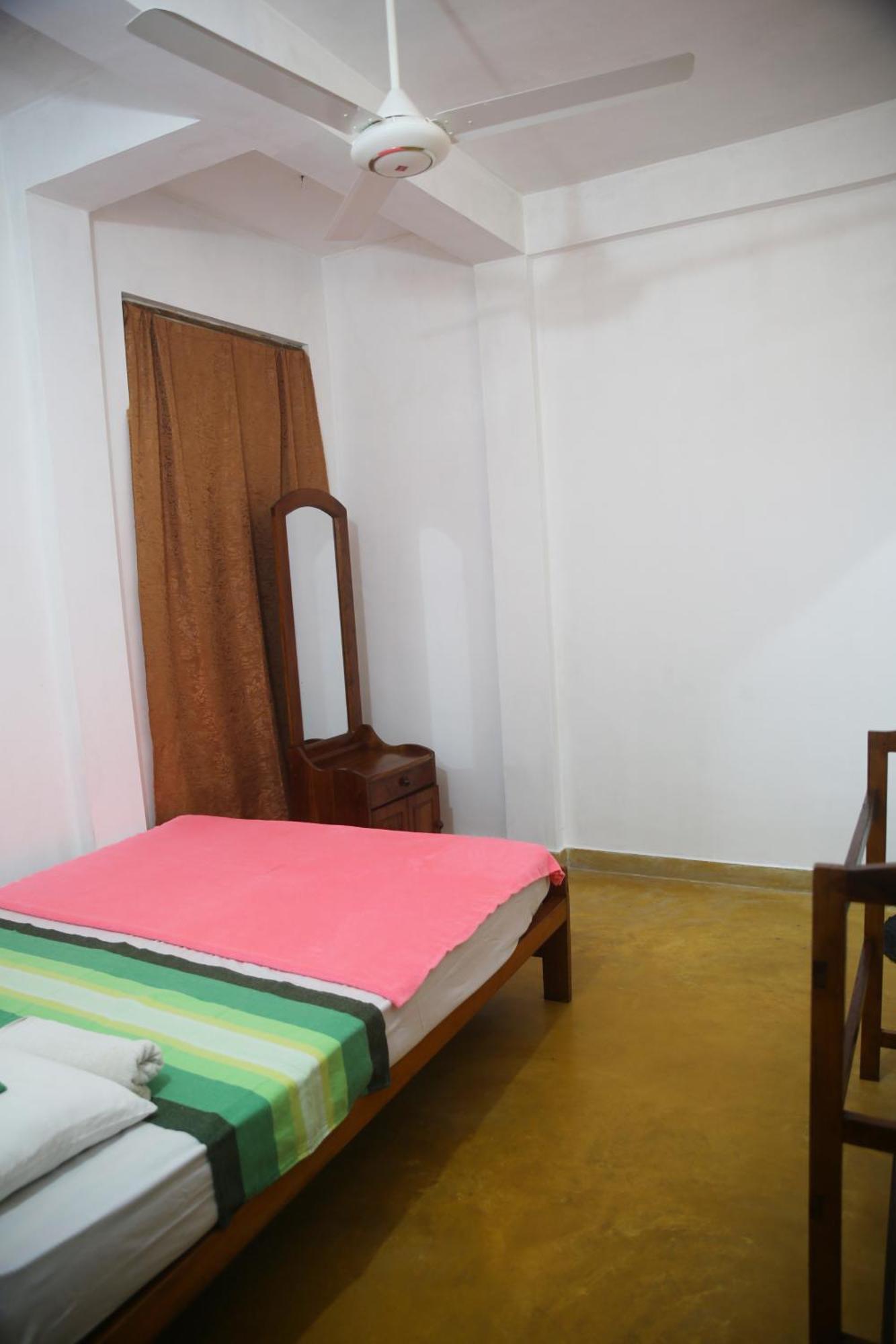 Super Spot Guest House Ella Esterno foto